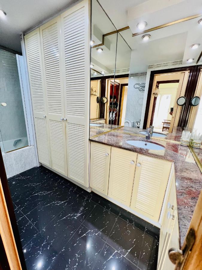 Your Second Home In Barcelona With Private Room And Private Bathroom Close To Montjuic, Pl Espana, La Rambla, Ferry Port ภายนอก รูปภาพ