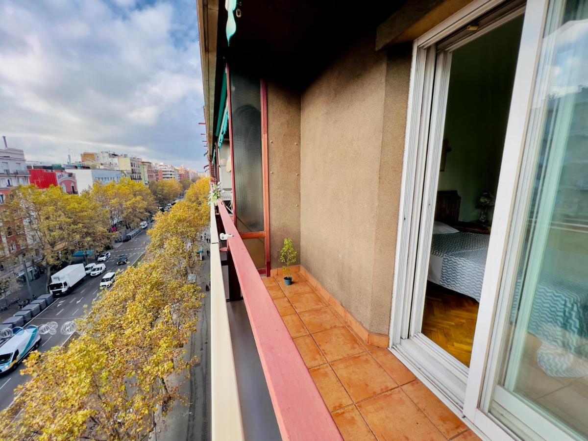 Your Second Home In Barcelona With Private Room And Private Bathroom Close To Montjuic, Pl Espana, La Rambla, Ferry Port ภายนอก รูปภาพ